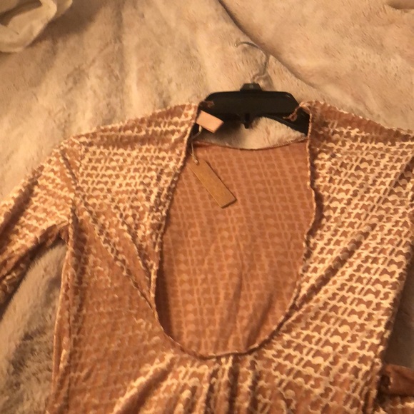 Skims bodysuit with stirrups and hand gloves - Picture 7 of 7